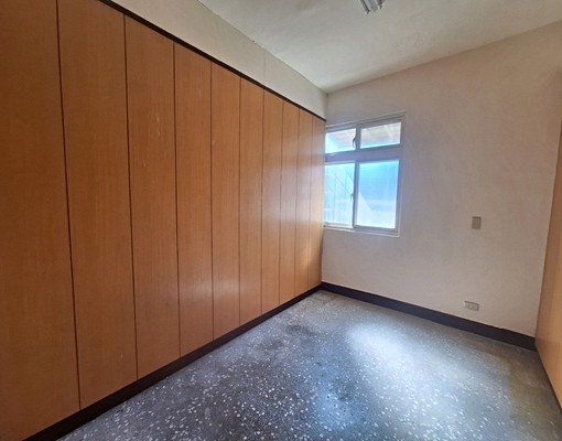 碧華國小5分。可租補可神明可户籍新油漆3房大陽台 - Image 6