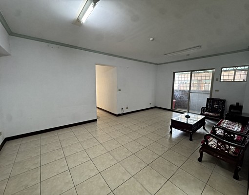 嘉暘/近埔心車站/中興商圈旁電梯大3房/免仲可租補 - Image 3