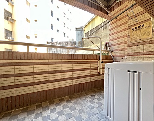 新營『站前金世界』電梯套房 - Image 6