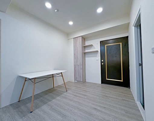 桃園藝文特區/大三房+平面車位/全新冷暖氣/頂級學區生活圈 - Image 3