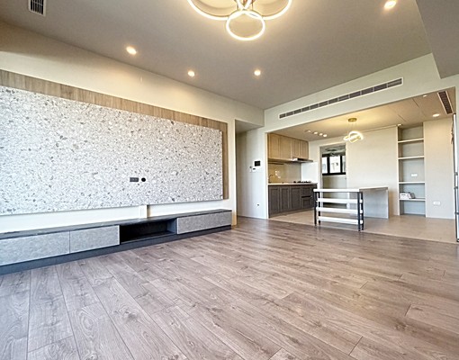 百萬裝潢❤️可租補入戶籍❤️台水電公設多❤️雙車位 - Image 4