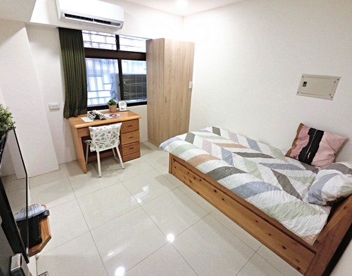 小資首選🌟近一中街🌟可雙租補🌟衛浴開窗🌟 - Image 1