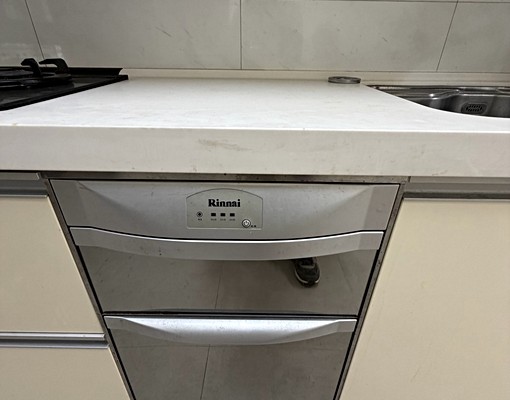 鳳山中正預校旁二樓透天電梯,有瓦斯爐開火及大陽台,可租補助 - Image 5