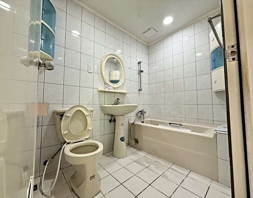 水湳市場#中國醫兩房兩衛+平面車位 - Image 2