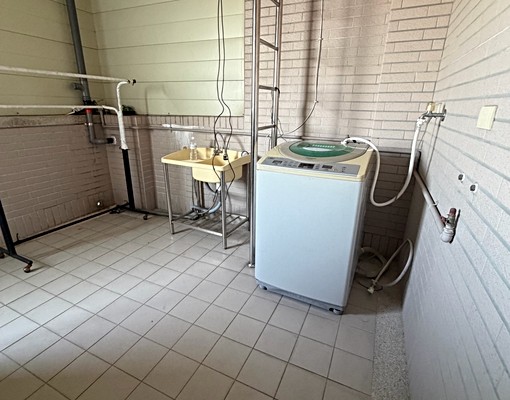 鳳山中正預校旁四樓透天電梯套房,採光佳,可租補助 - Image 3