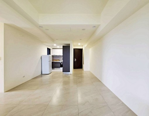 東區🔥全新三房平車🔥可租補🔥視野戶 - Image 2