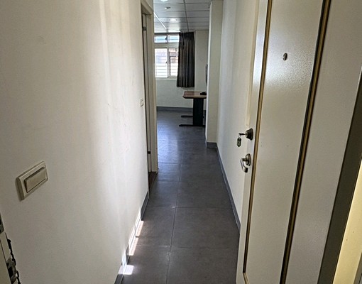 暖暖街郵局旁全新套房自租包網水台費 - Image 8