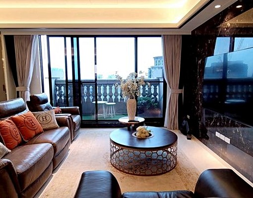 七期東方之冠-4房2衛2車-全新屋況-看屋請提前預約 - Image 1