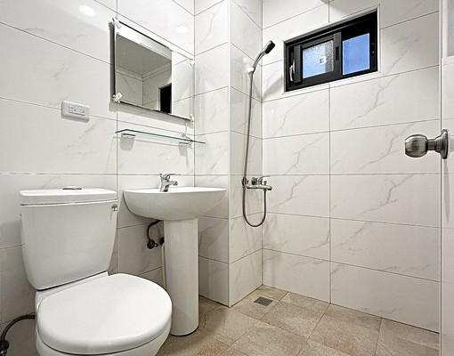 東海榮總中科小資首選🌟系統櫃裝潢🌟衛浴開窗🌟陽台獨洗曬 - Image 11