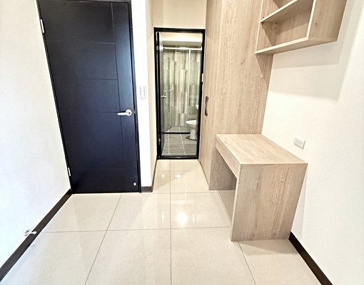 🏠可租補入籍✨近海山捷運站✨全新裝潢電梯三房✨獨立廚房雙衛 - Image 8