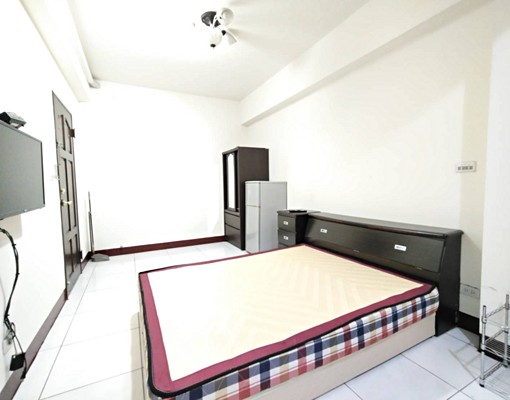 文一麥當勞♥忠孝路透天套房♥拎包入住即可 - Image 3