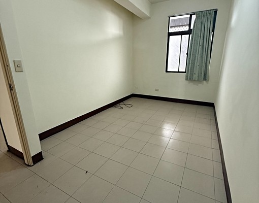 客廳、房間採光好,寬大明亮,格局方正 - Image 11