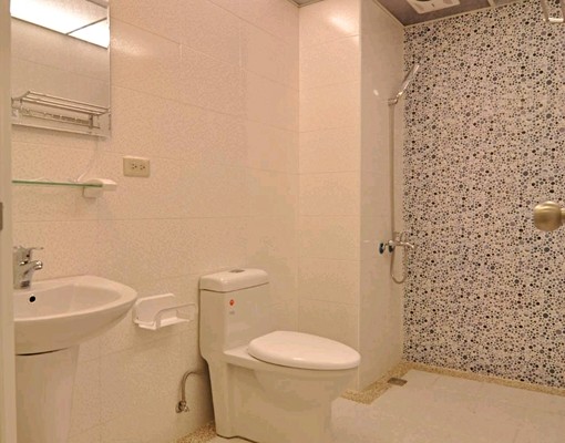 大寮區最美主題風豪華大套房陽台 - 591租屋網 - Image 4