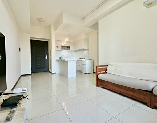 高鐵站超大2房含平車💖社區最便宜💖租金含平車呦 - Image 1