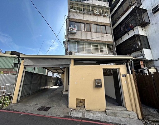 ㄟ港人獨家🏆光明市場旁邊間公寓~可停四台車!急鑰匙在手 - Image 2