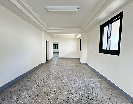 ㄟ港人獨家🏆光明市場旁邊間公寓~可停四台車!急鑰匙在手 - Image 3