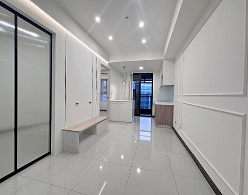 A18高鐵全新頂樓裝潢2房車 - Image 1