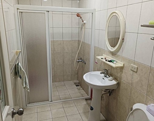 免仲介房東自租第三層分租 - Image 5