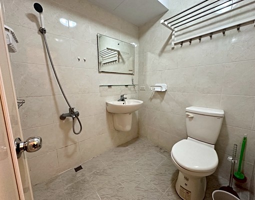 內湖🏠限女格局方正採光通風/獨立陽台洗曬/家具齊全/機能佳 - Image 6