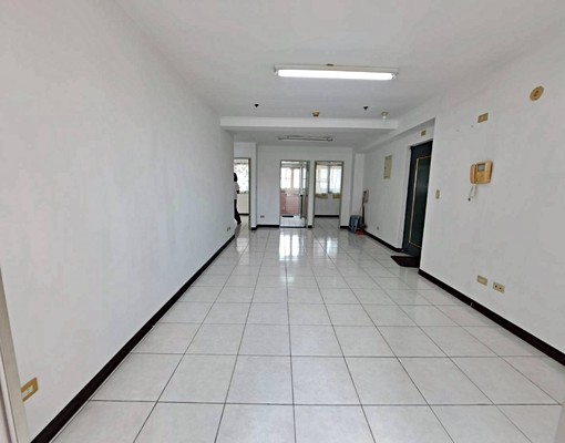 汐止火車站仁愛路日出花園3房廳2衛2陽台可租補 - Image 2