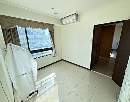 文心崇德⇪大兩房可談全配⇪含平車可租補⇪走路捷運站 - Image 8