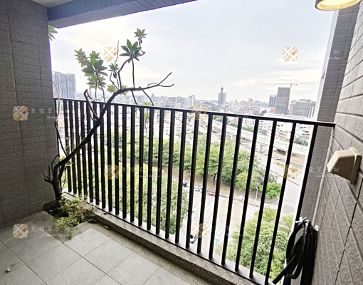 東區近LaLaport✨東方紐約三改二✨質感裝潢全室系統櫃 - Image 12