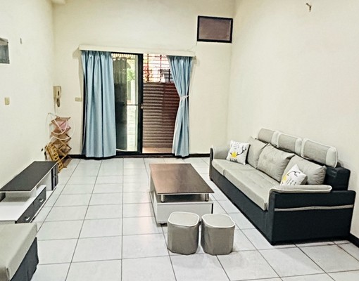 五房三衛舒適住宅 - Image 1