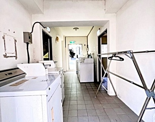 遠百新裝潢大套房附超強收納更衣空間近台元享車位優惠 - Image 8