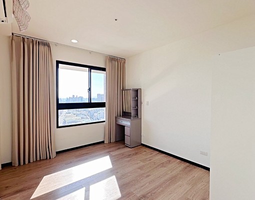 時代菁英三房平車🌟可貓🌟家具全配、前後雙陽、24小時管理 - Image 4