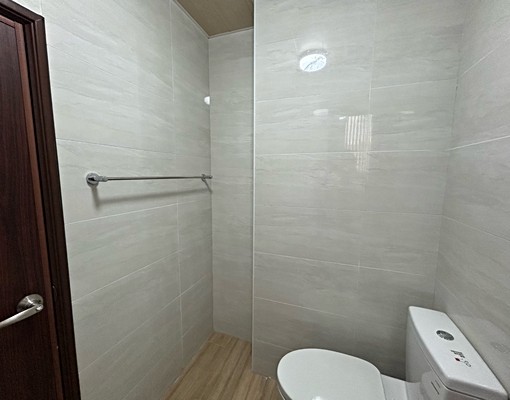 全新極品市心公園旁獨立套房 - Image 9