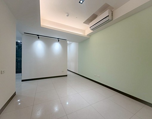 金城舞世界花園全新三房~若有車位需求,另談~ - Image 1