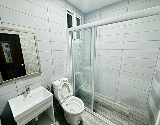 【恩典滿溢】大仁路後站稀有大套房出租中 - Image 5