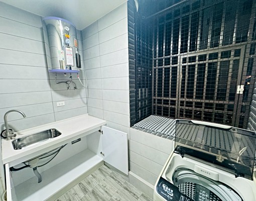 【恩典滿溢】大仁路後站稀有大套房出租中 - Image 4