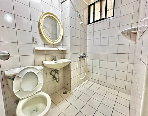 南區❤️近興大可合租❤️大三房家具全配❤️屋況佳前後陽台 - Image 5