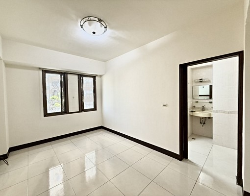 左營大坪數透天出租 - Image 7