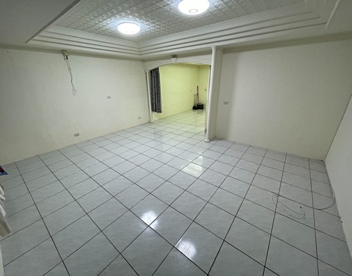 ★近捷運三民高中站★中正路★可寵可炊★可入戶籍可雙租補★ - Image 2