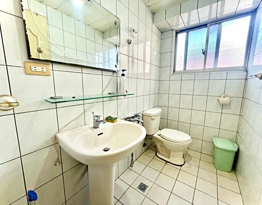 💥中正路上|大三房|前後陽台|衛浴開窗|可租補💥傢俱全 - Image 13