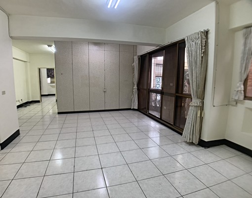 健行科大電梯大三房/可補助/免仲介費 - Image 2