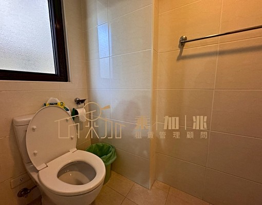 💥乘加兆小萬💥和你有緣的家🫧安南區車庫透天✅報稅✅寵物 - Image 3