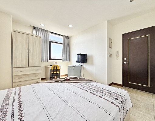 愛上泥愛上窩✨可租補大面採光✨頂樓共洗曬可代收包裹 - Image 5