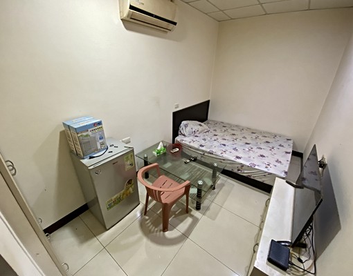 銓力租🔥國際路近市政府旁便宜套房 - Image 1