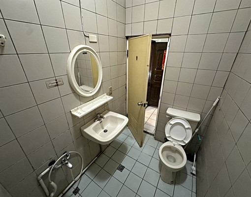 大降價!!南區雙鐵共構兩房一衛 - Image 12