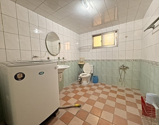 長榮大學旁透天分租✨獨立洗衣機✨空間開闊 - Image 8