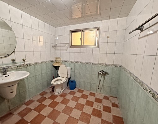 長榮大學旁透天分租✨獨立洗衣機✨空間開闊 - Image 9