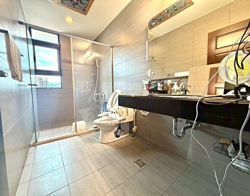 稀有電梯四房🍎車位可另租🍎可租補*入籍｜臻臻 - Image 8