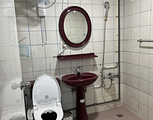 新店中正路154巷屈臣氏旁近七張捷運站/可租補報稅免仲介費 - Image 14