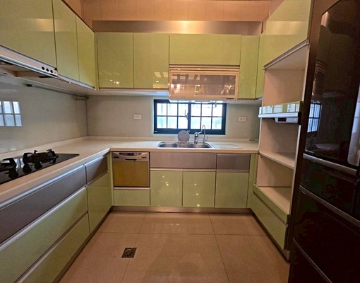 近樹林頭.巨城8分鐘.大車庫.屋況佳 - Image 3