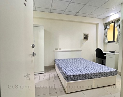 C寶山路-陽台洗衣機套房-室內機車位 - Image 2