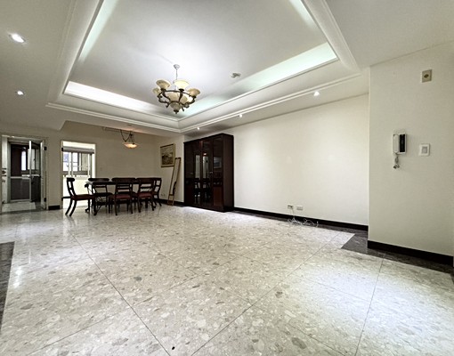 可租補入籍🔥45坪大空間💖三房簡配✨平面車位✅ - Image 5