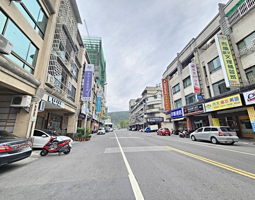 精緻住宅|生態園區站|4房2廳2衛 - Image 1